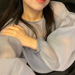 Long ballon sleeves blouse. Sheer.